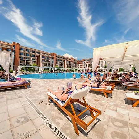 Private 171 In Prestige Апарт-отель 4*